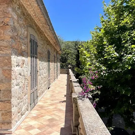 לינה וארוחת בוקר Villa Magdala-Chambre D'Hote 4 הייר